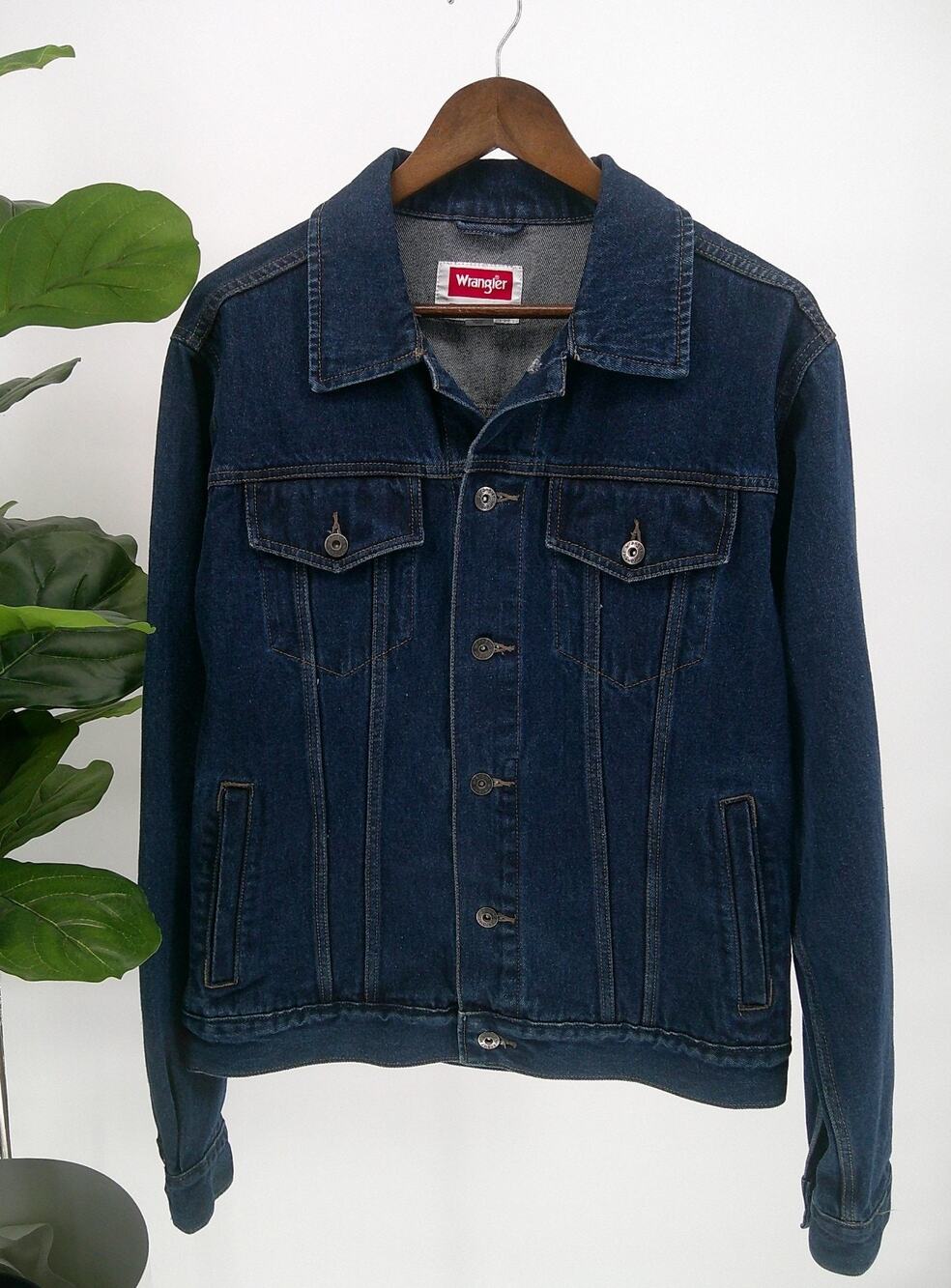 Bongo Youth Boys Size M Dark Blue Wash Style Denim Button Down Trucker Jacket